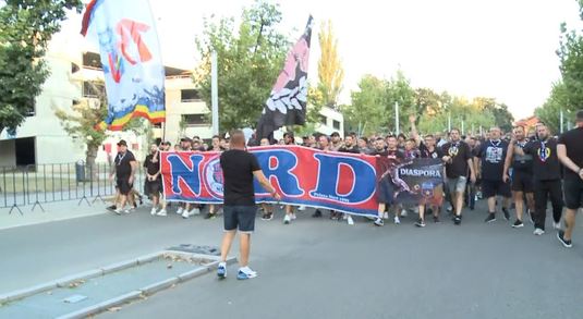 VIDEO Fanii FCSB au ajuns la Arena Naţională. Se cumpără încă bilete înainte de startul derby-ului