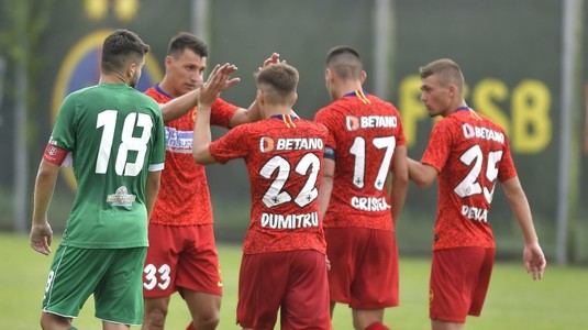 ULTIMA ORĂ | FCSB trimite mulţi fotbalişti şi antrenor la o altă echipă! Decizie după şocul din club