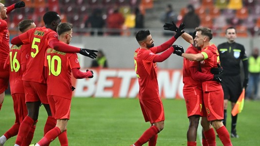VIDEO FCSB - UTA Arad 4-0. ”Roş-albaştrii” au început anul în forţă! Hattrick pentru Darius Olaru
