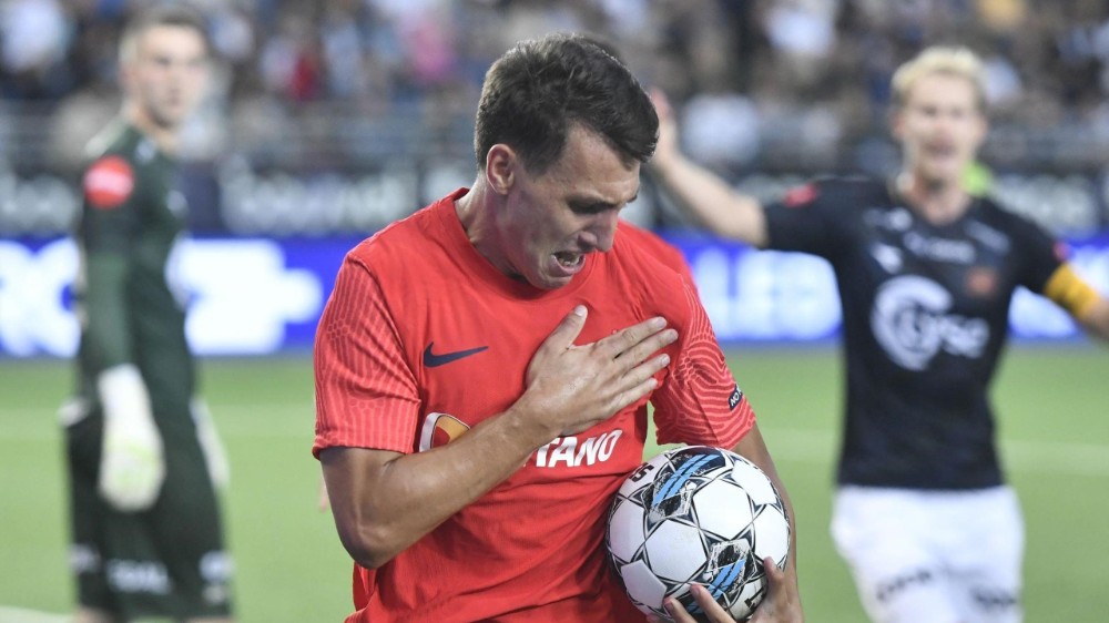 Motivul pentru care Radunovic a anunţat că vrea să plece de la FCSB. Ce urmăreşte, de fapt, fundaşul stânga muntenegrean