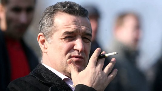 "150 de jucători şi 10 antrenori". Strategia falimentară a lui Becali l-a surprins pe fotbalistul venit din Portugalia la FCSB: "E prea mult"