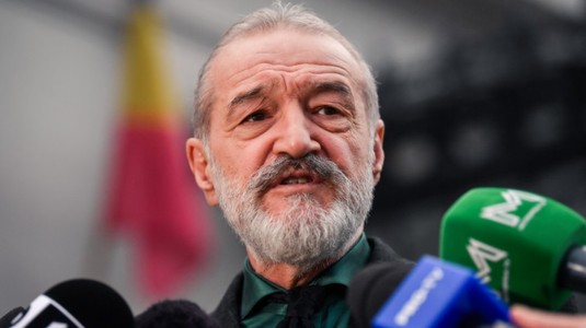 "L-am văzut aseară". Şumudică a dat totul din casă. Becali suferă enorm după umilinţa cu Shkendija: "Era visul lui, şi-a reproşat şi el acea schimbare"