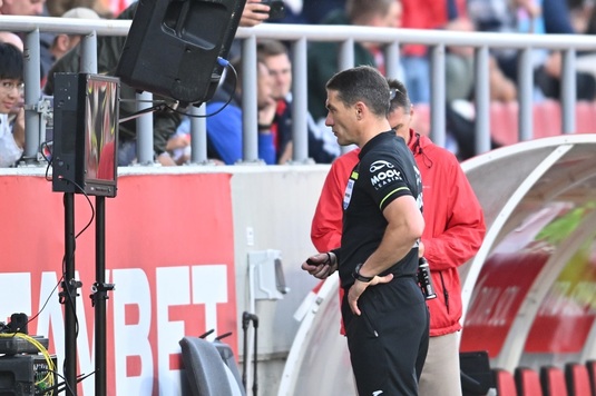 A fost anunţat numele arbitrului care va conduce de la centru FCSB - Universitatea Craiova! Care este brigada delegată pe Arena Naţională