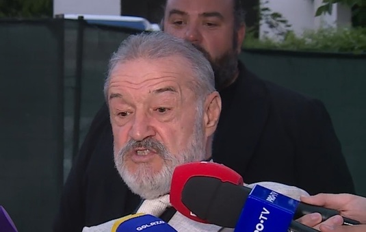 Gigi Becali nu s-a putut abţine şi a "distrus" un titular de la FCSB după remiza cu Petrolul: "Are aere de vedetă. A dormit în ghete"