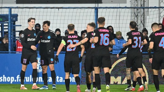 Emoţii pentru FCSB! Titularul a fost schimbat la pauza meciului cu Farul după ce a acuzat probleme medicale