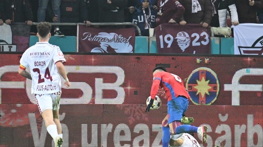 ”Trebuie acordat penalty”. Controversa din prelungirile FCSB - Rapid care a divizat Superliga, tranşată de expert: ”Şut îl împinge în spate pe Hromada”