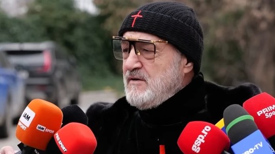 "I-am dat 6 milioane de euro şi face ce vrea". Becali nu se mai implică deloc şi a schimbat strategia la FCSB: "Nu mă mai interesează. El se ocupă"