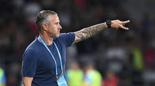 "Vezi că nu îl dau afară!". Gigi Becali a dezvăluit ce i-a spus lui Laurenţiu Reghecampf despre actualul angajat de la FCSB: "S-a făcut cuminte"