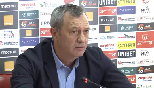 Mircea Rednic, conferinţă de presă cu cărţile pe faţă: ”Prefer să fiu un om sau un antrenor fără demnitate” Ce obiectiv are la Dinamo