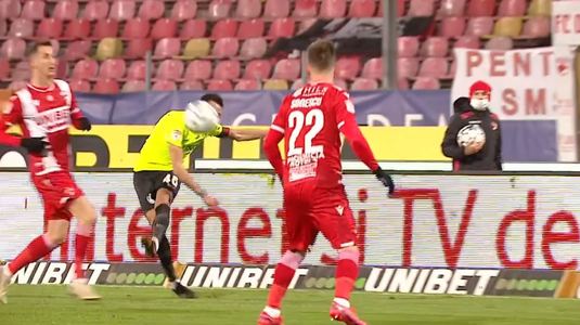 VIDEO Dinamo - CFR Cluj 0-2. Campioana câştigă clar în Ştefan cel Mare şi pune presiune pe FCSB şi U Craiova. Prima înfrângere pentru Gane 