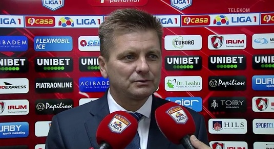 Uhrin Jr. sună adunarea la Dinamo: "Trebuie să schimbăm foarte multe. Nu avem timp de pierdut!". Ce le-a cerut jucătorilor şi singurul aspect pozitiv remarcat după egalul cu Astra

