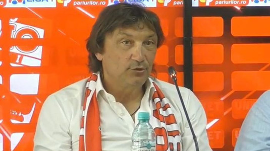 Dario Bonetti prezentat oficial la Dinamo: ”Mă îngrijorează că jucătorii sunt în urmă cu pregătirea fizică”