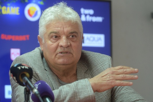 Ioan Andone a găsit cu greu o explicaţie pentru "dispariţia" din Liga 1 a unui fost antrenor de la Dinamo Bucureşti: "M-a mirat lucrul ăsta" EXCLUSIV