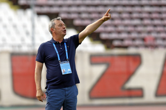 Mircea Rednic cere întăriri după egalul din Ştefan cel Mare: ”Echipa şi fanii nu mai au răbdare! Nu avem bancă de rezerve” 