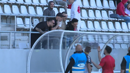 Scandal la Dinamo - Unirea Dej după meci! Fanii au lovit violent cu pumnii banca de rezerve | VIDEO EXCLUSIV