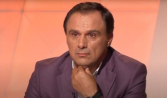 Basarab Panduru a făcut praf strategia lui Ovidiu Burcă la Dinamo: „Nu poţi să predai manuale de facultate la clasele 1-4!” | EXCLUSIV
