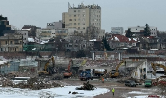 FOTO | Cele mai noi imagini cu demolarea stadionului Dinamo: ”Se desfăşoară operaţiuni de evacuare a molozului”