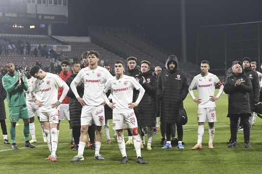 Prima reacţie din partea conducerii lui Dinamo după ce echipa a ajuns la trei eşecuri consecutive în Superliga: "Acum înţeleg mai bine”
