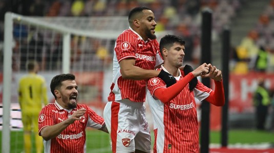 Îl regretă Kopic? Fostul atacant de la Dinamo "rupe" plasele la noua echipă. "Câinii", fără soluţii în ofensivă