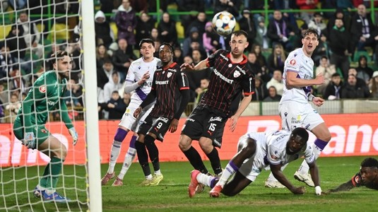 "Nu înţeleg ce a făcut"! Fotbalistul lui Dinamo, sfătuit să plece la vară: "Nu cred că mai are şanse să fie titular"