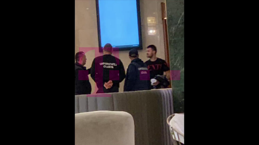 FOTO EXCLUSIV | Vizita miserioasă a lui Budescu la hotelul unei echipe care se bate la titlu