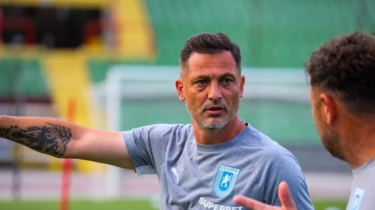 "Stau să mă şi huiduie tot stadionul. Am luat toată presiunea asupra mea". Rădoi a surprins după calificarea Craiovei în turul trei preliminar din Conference League