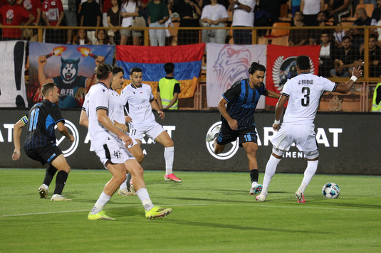 Ararat-Armenia - Universitatea Craiova 1-0 (2-1 la general). Eliminare dramatică pentru olteni. Popescu a apărat două penalty-uri, dar armenii au izbutit să se califice