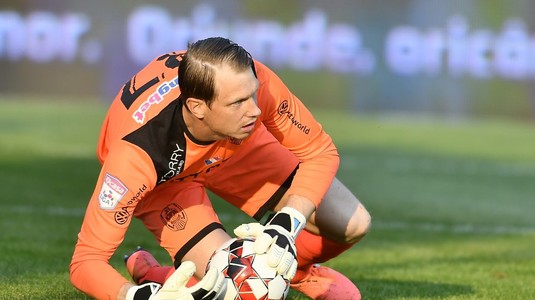 EXCLUSIV | Concurenţă pentru Arlauskis! CFR Cluj a pus ochii pe urmaşul lui Tătăruşanu în naţională! Transfer surprinzător în Liga 1