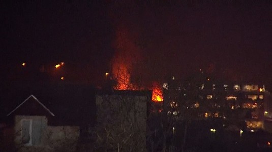 VIDEO | Incendiu de proporţii lângă stadionul lui CFR Cluj. Imaginile surprinse înaintea meciului cu Hermannstadt
