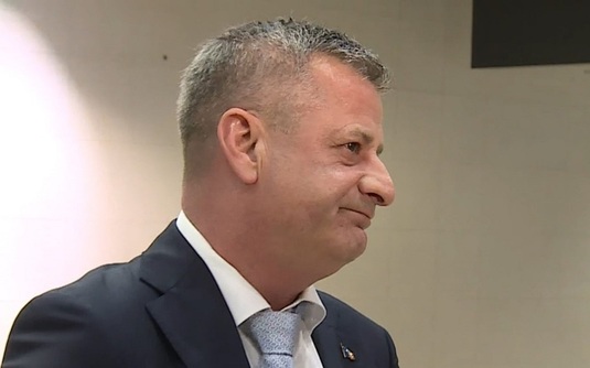 ”M-am săturat”. Nelu Varga a anunţat o plecare de la CFR Cluj: ”Nu mai vreau să o iau în barbă”