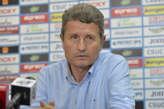 Mulţescu nu a părut foarte afectat la finalul partidei cu FCSB, 0-3. ”Ei au trei echipe: una pe teren, un pe margine şi alta în tribune”