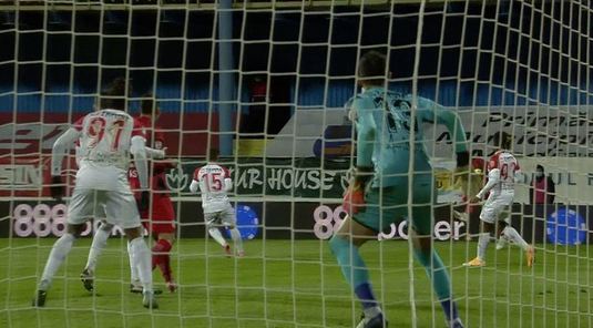 VIDEO Budescu, aproape de un super gol în partida cu Hermannstadt: ”Cred că este numărul 1 al acestei generaţii”