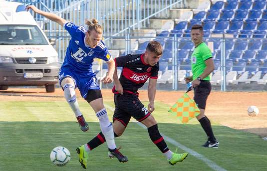 Mircea Rednic laudă un fotbalist din Liga a 2-a: "Este un profesionist desăvârşit. În mod sigur, poate să joace la echipele de top din Liga 1"