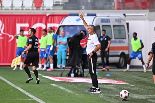Schimbarea care l-a făcut pe Sabău să râdă după Sepsi - Farul 1-1: ”Eşti antrenor inspirat”