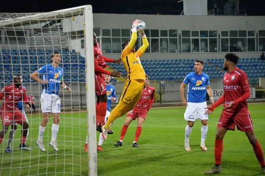 Fotbaliştii lui FC Botoşani trag semnalele de alarmă după al şaselea meci consecutiv fără victorie: ”Nu mai suntem noi, nu înţeleg ce se întâmplă”