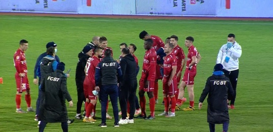 "Nu putea să aibă un astfel de comportament. E ceva în interior". Reacţie după scenele tensionate de la finalul meciului FC Argeş - FC Botoşani