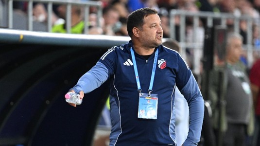 Marius Croitoru, uluit de fotbaliştii săi în prima etapă a Superligii: “Asta te învaţă la 10-11 ani. Sunt alături de Markovic, dar îl trag în jos””