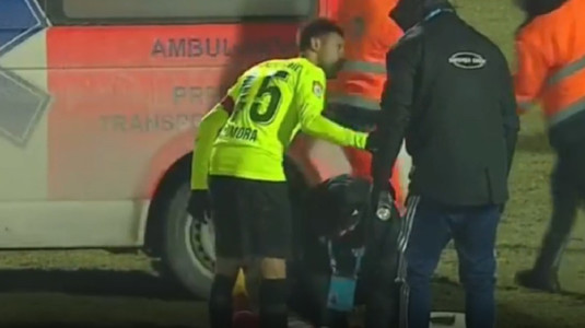 VIDEO | Accidentare gravă în meciul Sepsi - CFR Cluj 0-1. A fost nevoie de intervenţia ambulanţei: "E ruptă, nu mai pot!"