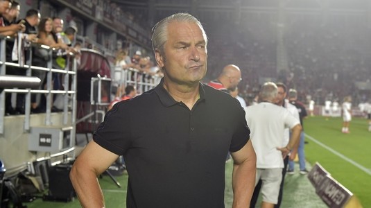 Bernd Storck a anunţat ce urmează pentru cei doi fotbalişti pe care i-a exclus din lot în Sepsi - U Craiova: "Discutăm cu ei mâine dimineaţă"