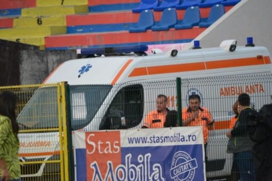 Accidentare cumplită în Liga secundă. Un fotbalist al lui Târgu Mureş a fost aproape de tragedie