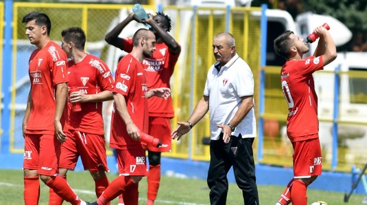 VIDEO | Meci nebun în Liga a II-a. UTA Arad s-a impus cu 4-2 în partida cu Farul Constanţa