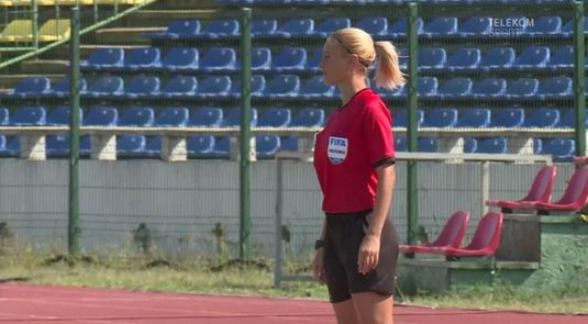 VIDEO | Ea este cea mai frumoasā femeie arbitru din România. I-a dat pe spate pe suporterii prezenţi la un meci de Liga 2