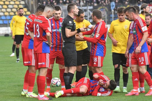 VIDEO | Victorie clară pentru Steaua în meciul cu Dunărea Călăraşi. Chipirliu şi Neacşu au marcat pentru echipa lui Opriţa