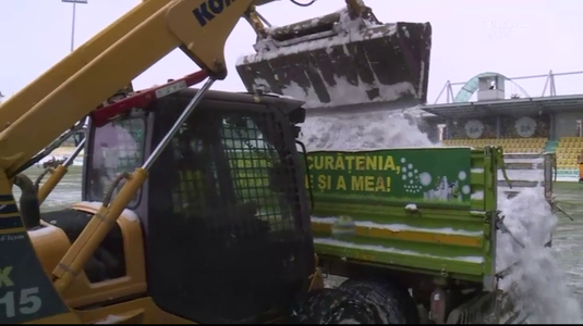 VIDEO | Deszăpezire românească la Chiajna! Cum măreşti subtil costurile de întreţinere a terenului :)))