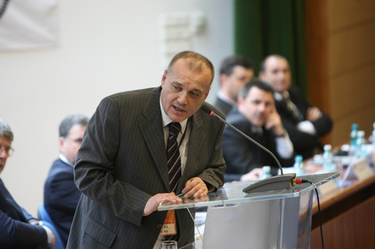 OFICIAL | Marcel Puşcaş şi-a depus candidatura pentru alegerile de la FRF, din 18 aprilie