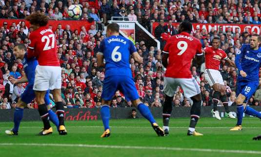 VIDEO | Gol fabulos în Manchester United - Everton! Final fantastic pentru "diavoli"