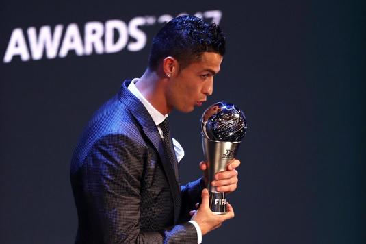 Ronaldo are un nou trofeu şi o pereche de ghete pe măsură! SUPER FOTO | Cum arată Mercurial CR7 Melhor
