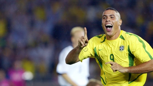 Cel mai bun 11 din istoria fotbalului în opinia brazilianului Ronaldo. Cristiano şi Neymar n-au prins echipa