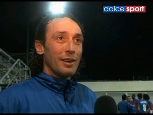 Florin Şoavă este cântăreţ şi compozitor. Ce melodii interpretează VIDEO