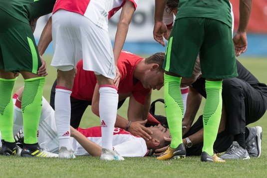 Mijlocaşul Abdelhak Nouri (Ajax), care a suferit un atac de cord, are probleme "severe şi ireversibile la creier"